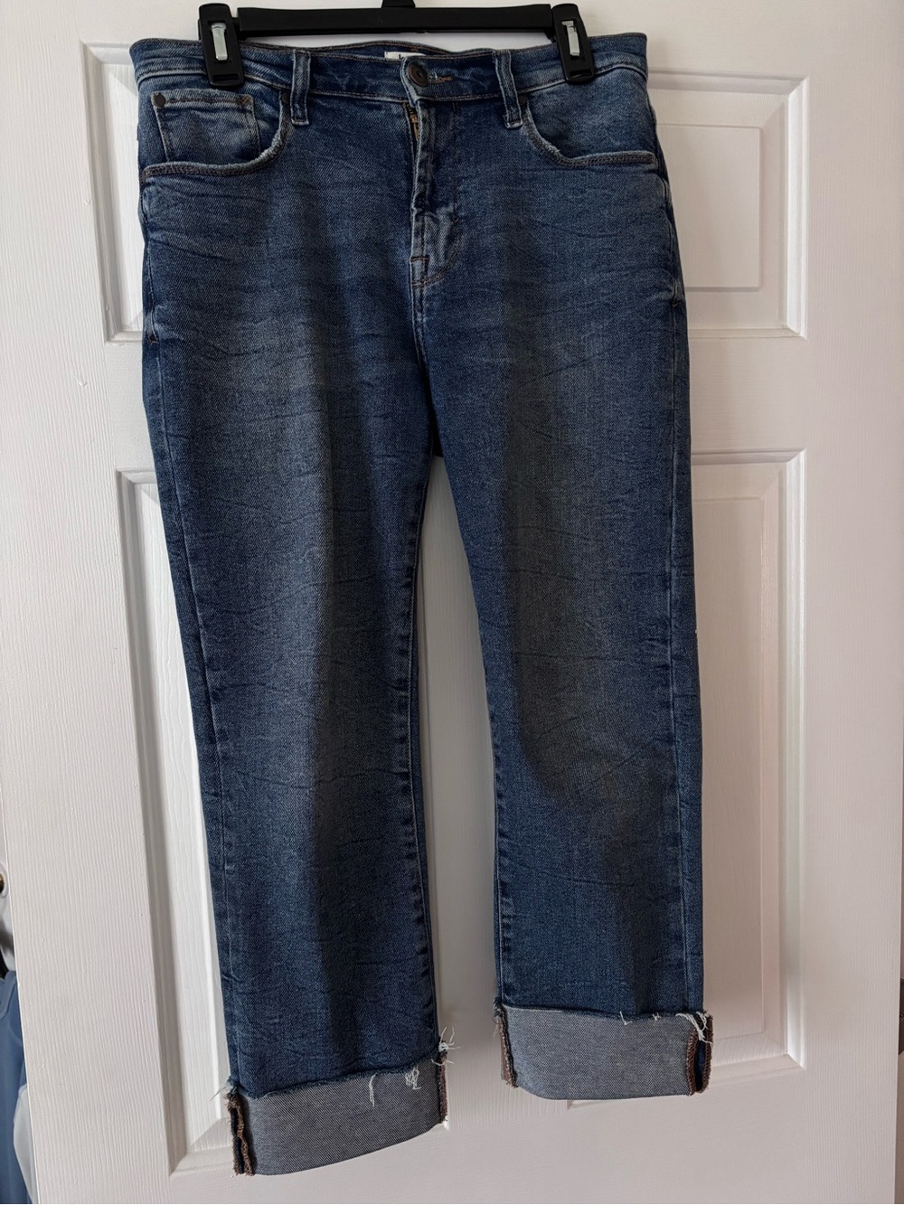 Kensie Medium Blue Straight-Leg Jeans size 8/29